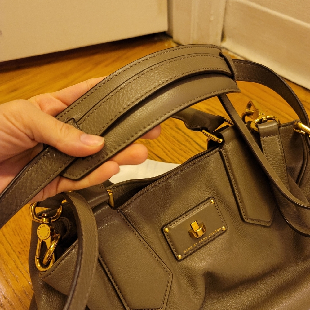 Handbag - Picture 4 of 9